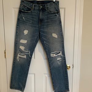 Men’s Distressed Lucky Brand jeans